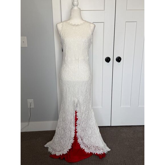 Brand Unknown White Lace Dress with Train, Wedding Party dress, Sizee 4-6? - Picture 2 of 14